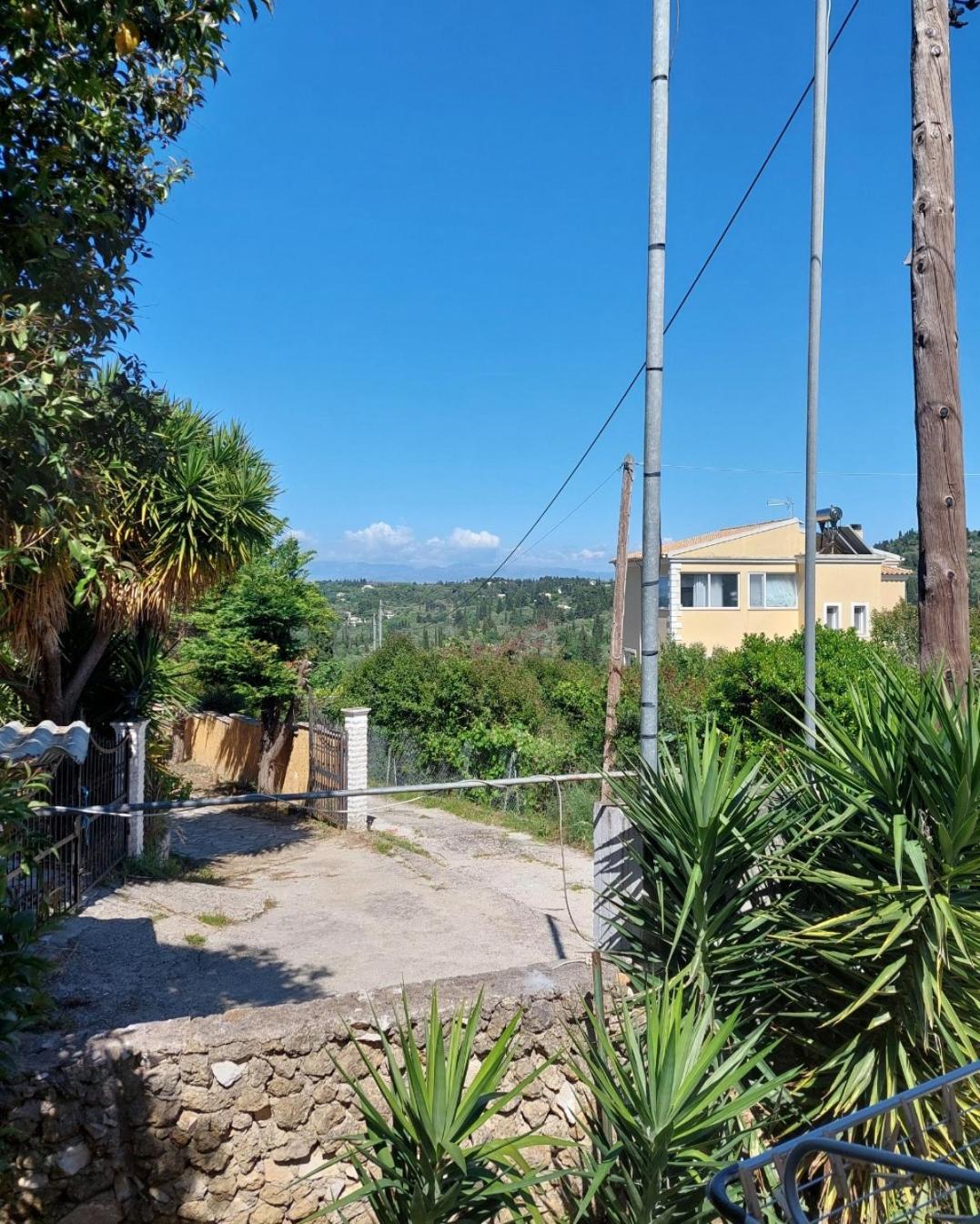Thanos Guesthouse Corfu Agioi Deka  المظهر الخارجي الصورة