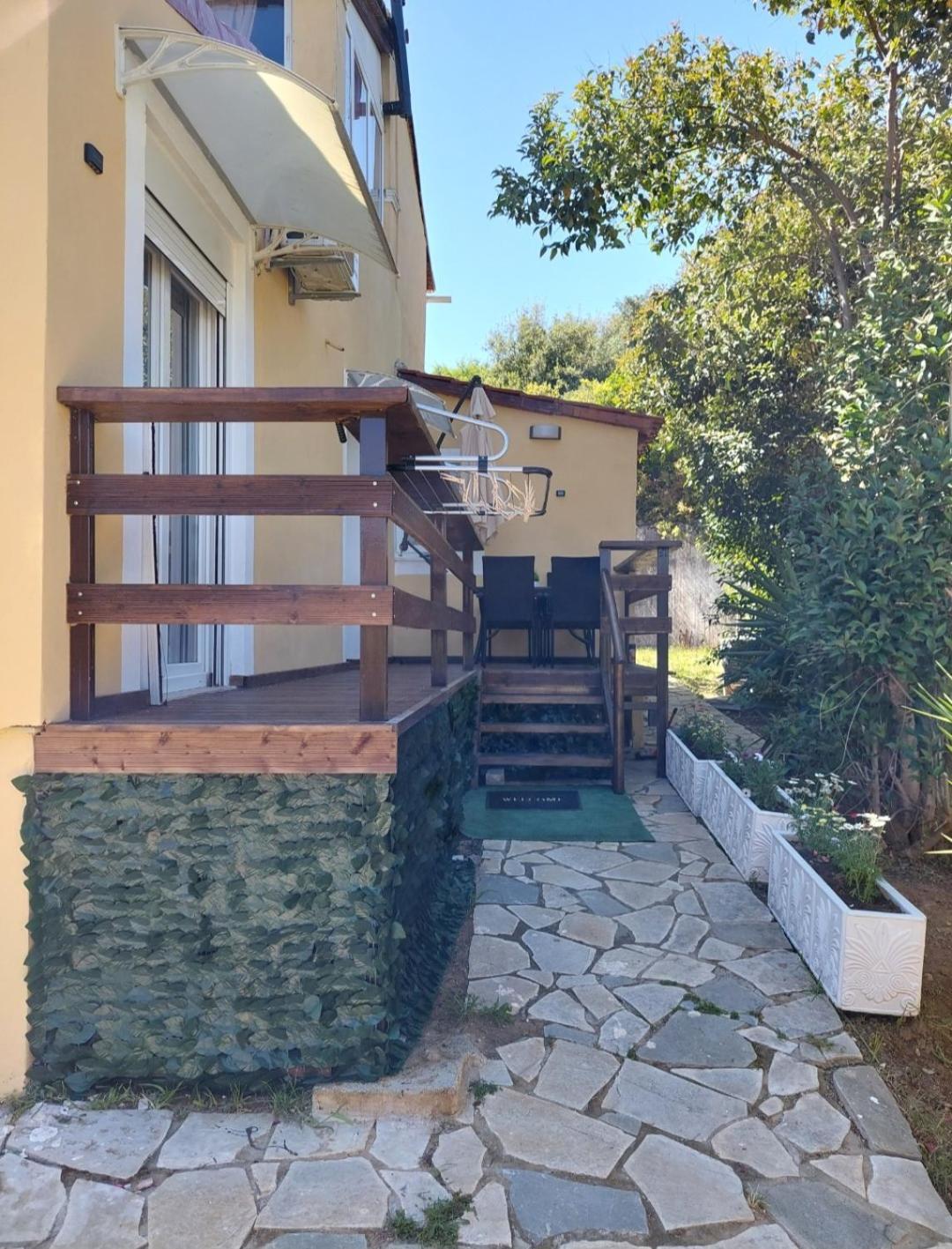Thanos Guesthouse Corfu Agioi Deka  المظهر الخارجي الصورة
