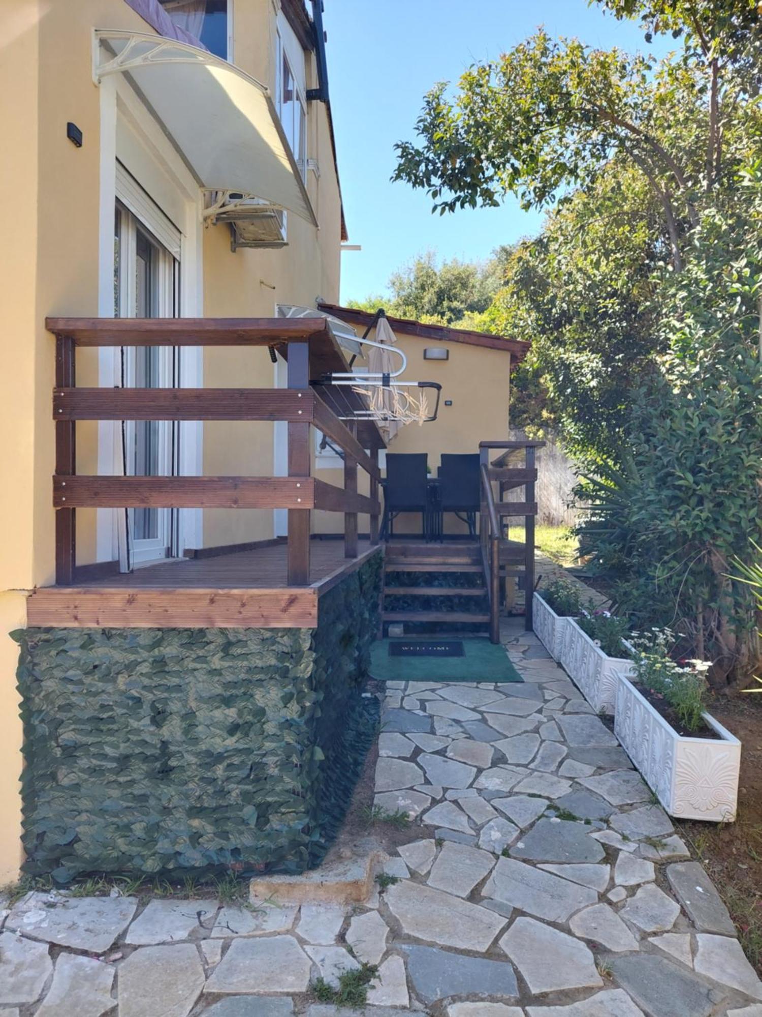 Thanos Guesthouse Corfu Agioi Deka  المظهر الخارجي الصورة